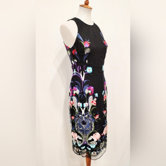 NICOLE MILLER FLORAL EMBROIDERED DRESS - Picture 3 of 10